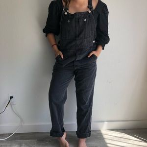 Black free people boyfriend overalls sz 30